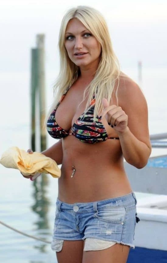 Brooke Hogan Big Luscious Tits & Banging Body How Could You Not Resist a Hot Edging Session for Her