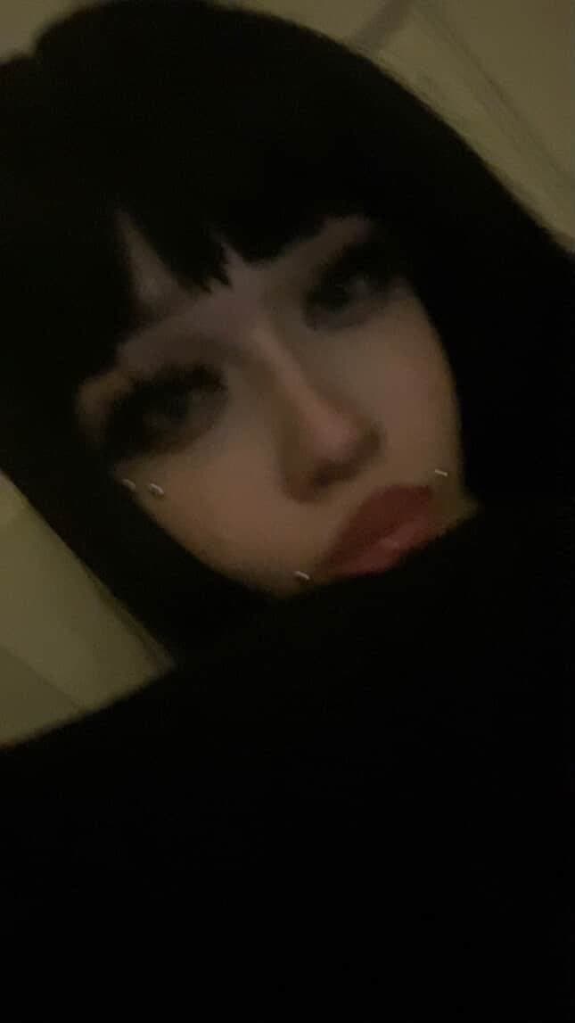 Alternative white teen girl takes big lightskin dick