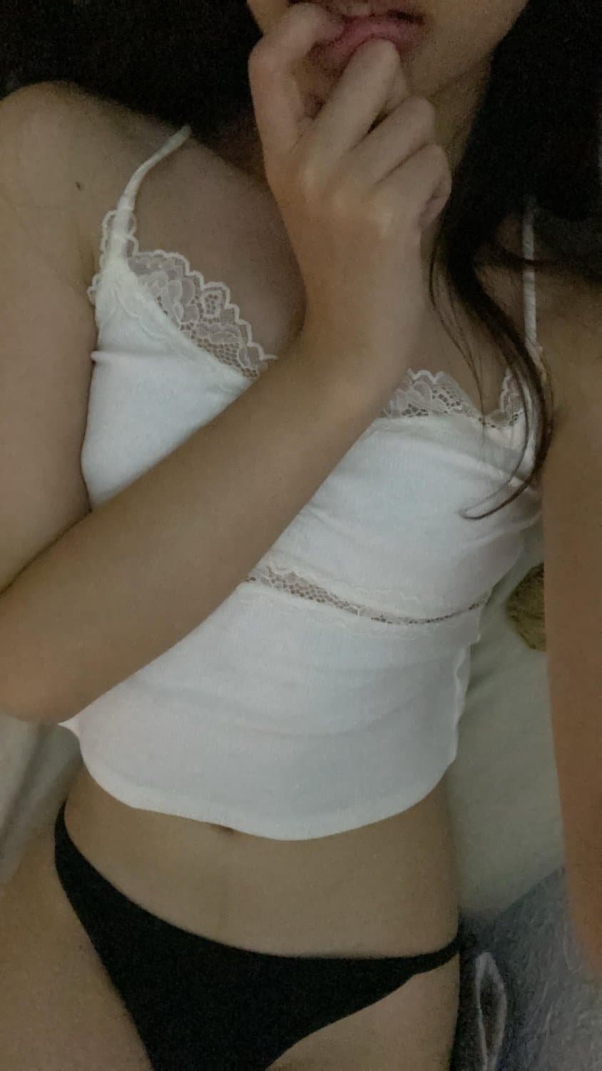 Click to view full size Ximena Ortiz morrita de 19 años de Cancún flaquita con culito pequeño y unas piernas hermosas