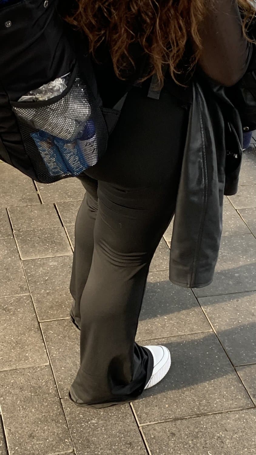 Small girl, fat ass, german slut at train Station, creepshot big ass
