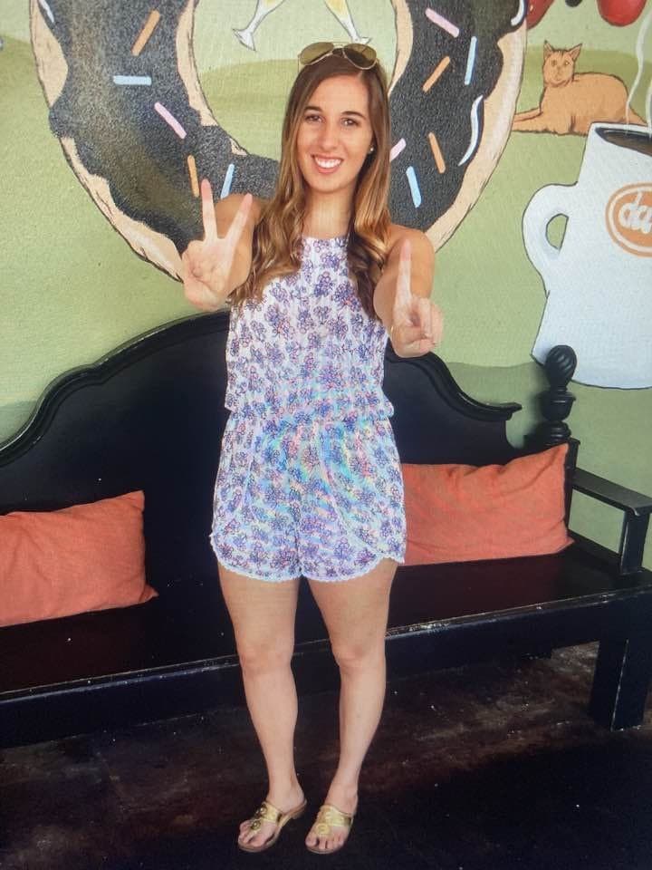 Ang, 24 FL, has a secret slut side. Likes to be seen, cummed on, and stuffed. No longer a secret