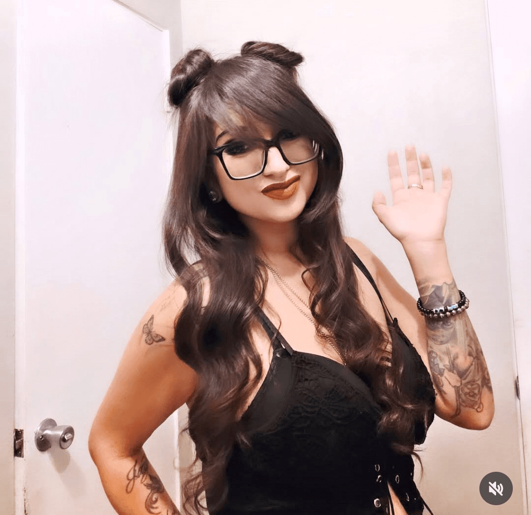 Little Dwarf Milf would be so much fun to  toss around in a gangbang