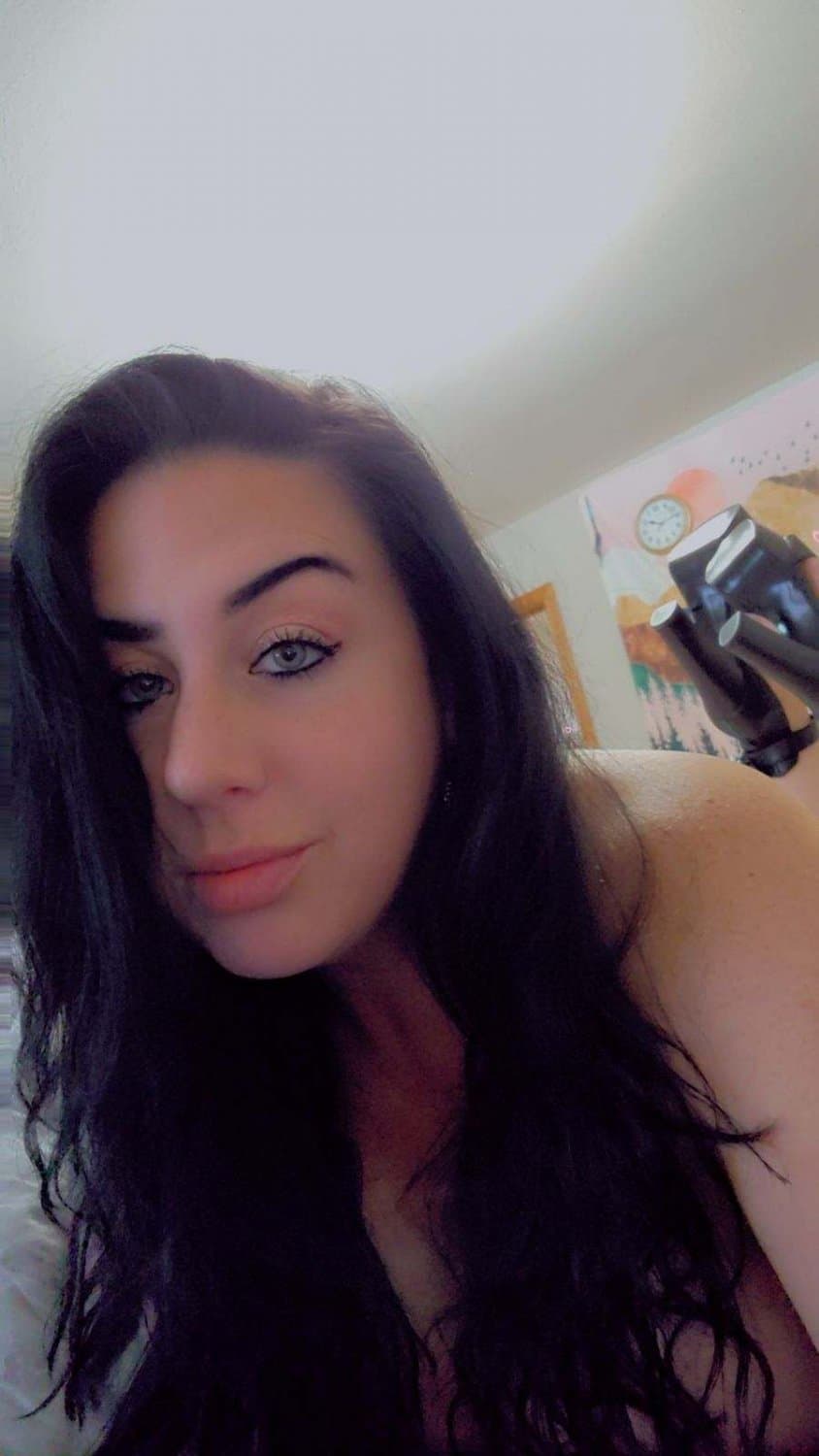 Thick busty Midwest milf