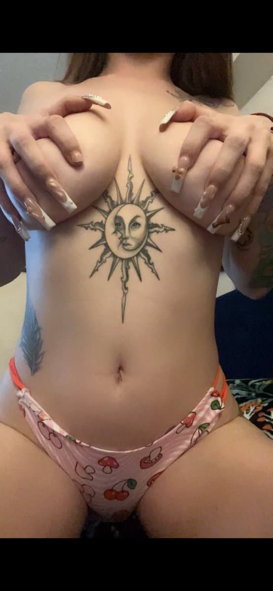 gfe-online-telegram-linzey-lohan-v0-exis84kfomze1