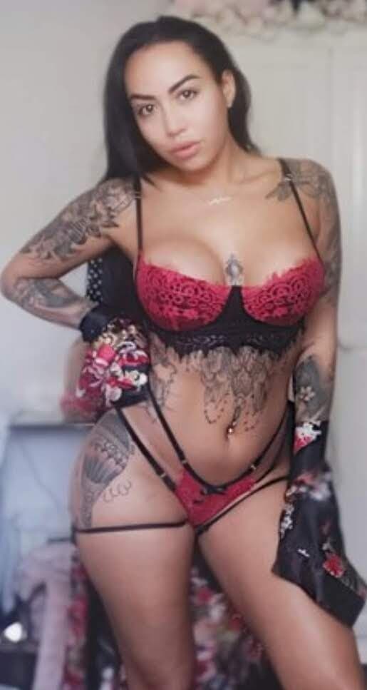 Hot UK Chav Pawg Fuckdoll Slut British Asian