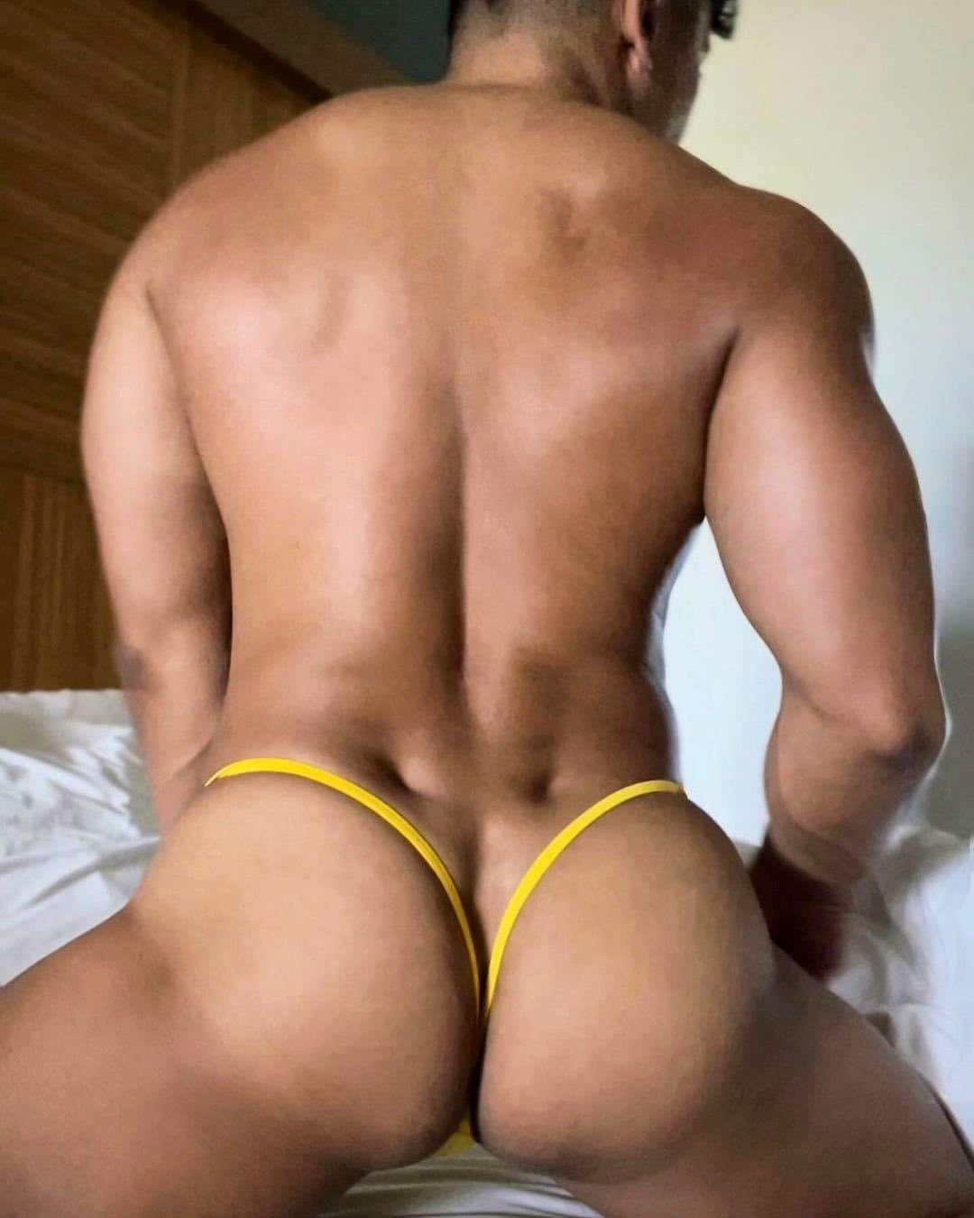 BUTTS LINGERIE DREAMS ?????