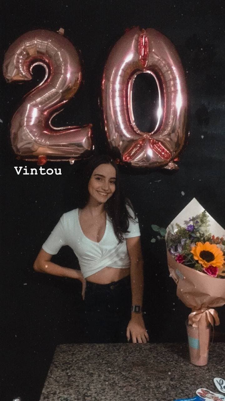 Bruna Gabriela Costa de Blumenau putinha safada vazada