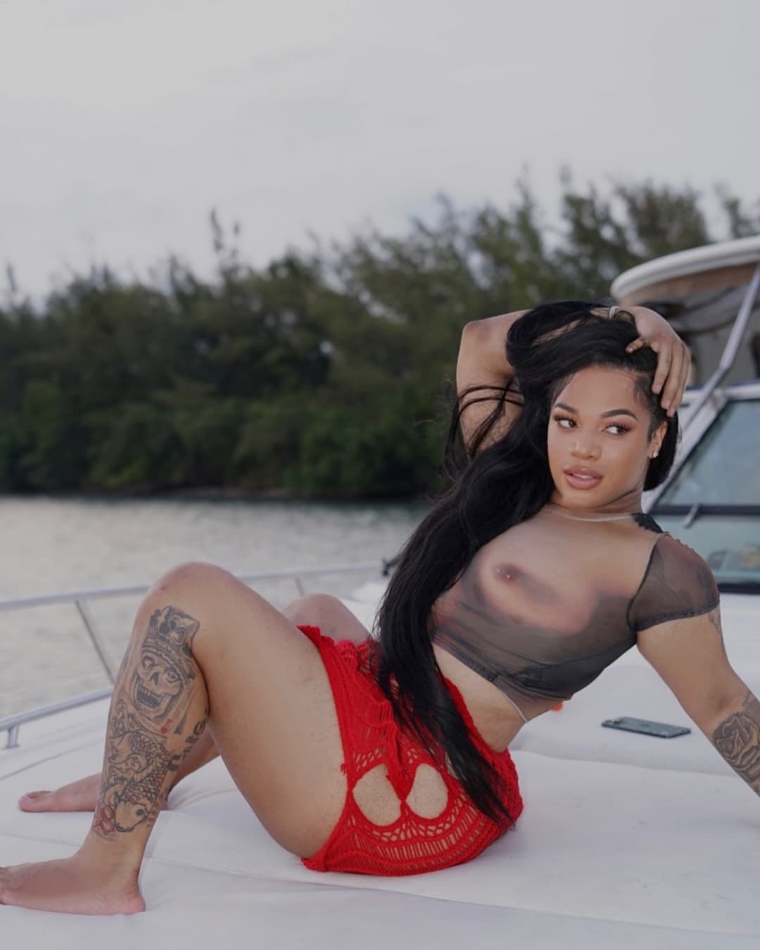 Most sexiest trans and femboys