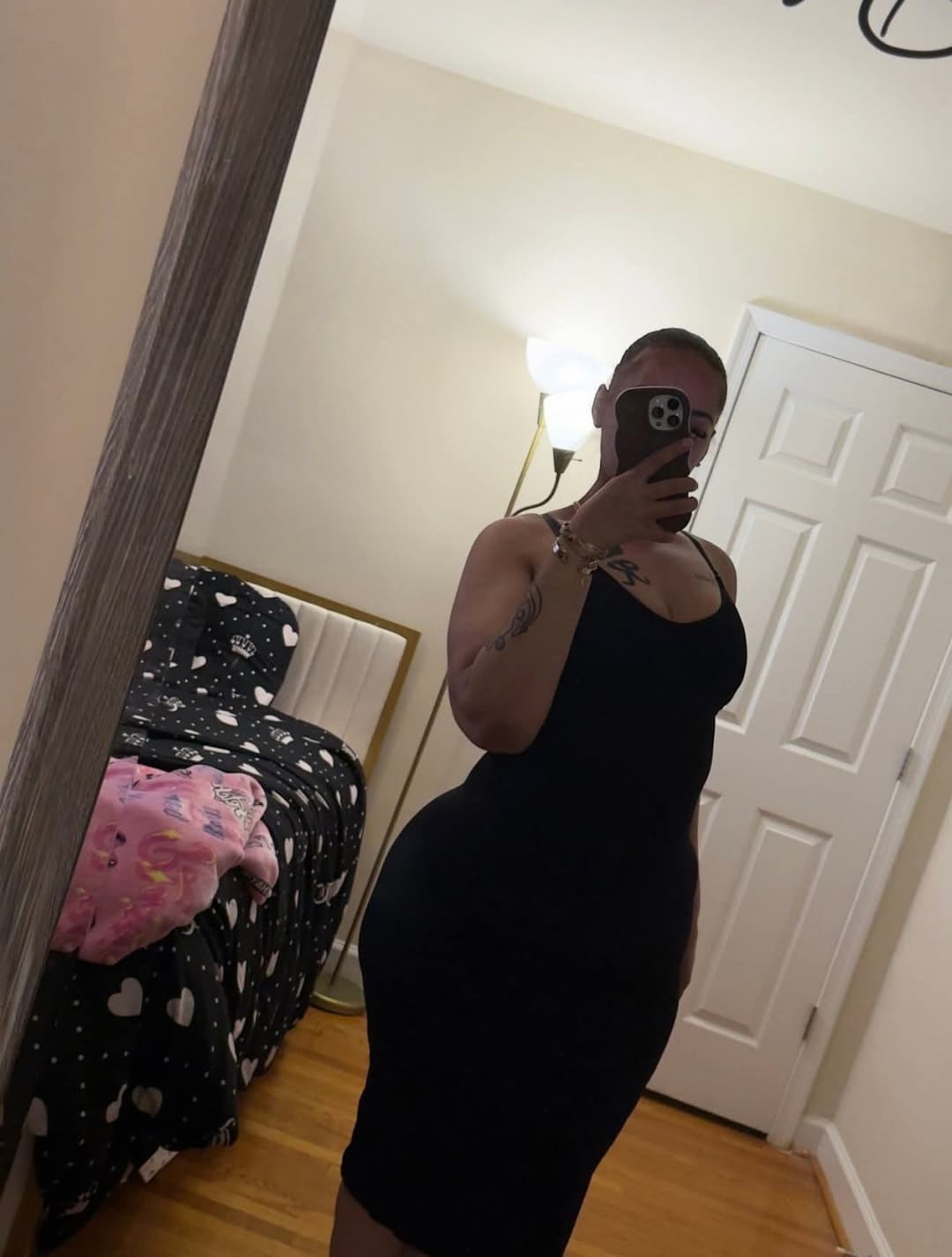 THICK CURVY EBONY BIG BOOTY