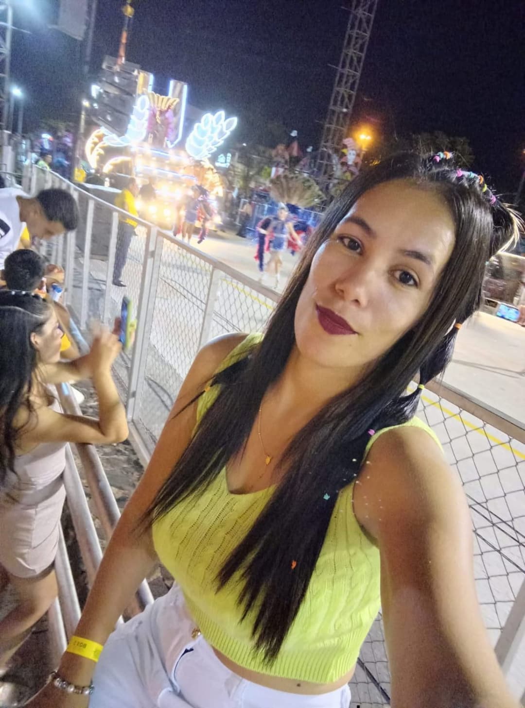 Mi Hermanastra paraguaya villera y ninfomana