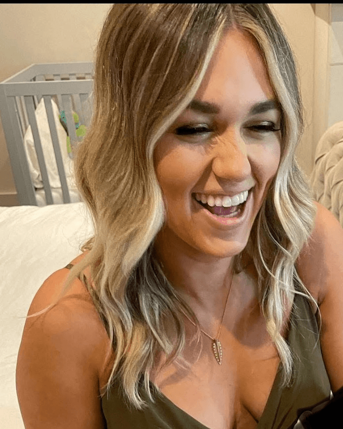 Christian slut Sadie Robertson is a sexy milf who loves creampies.  She is working to get a mom bod.