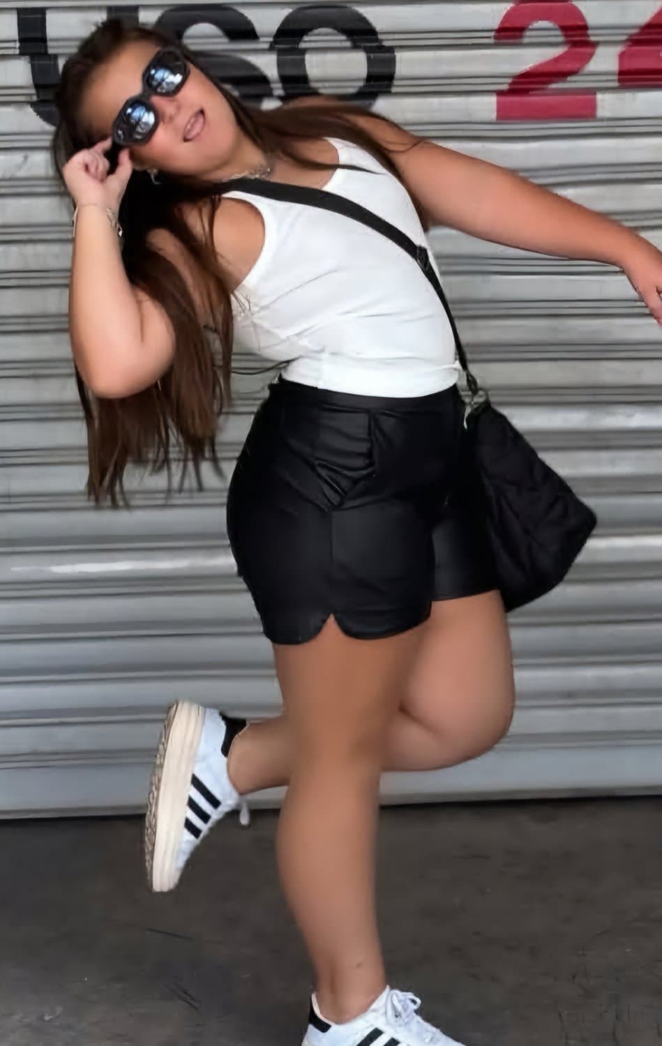 DELICIOUS WHITE PIG MEAT FOR ROASTING!