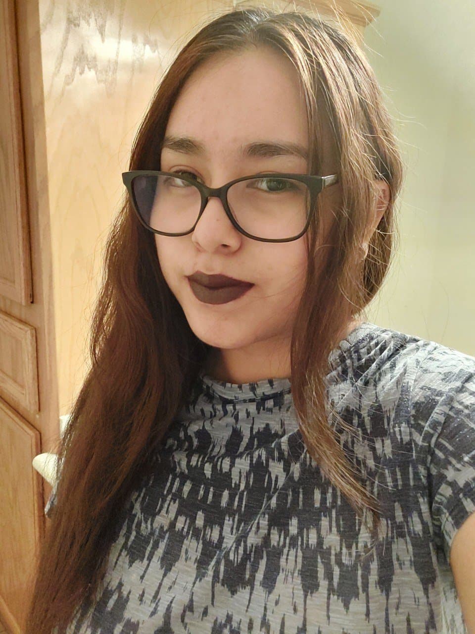 muy inocente a la vista de todos, pero la puta se deja cojer por todos los que sea