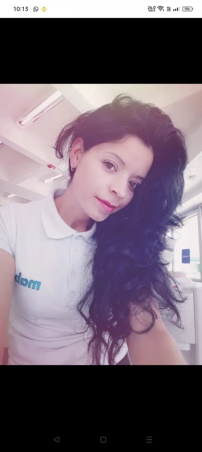 Vendedora mexicana sexi de Elektra