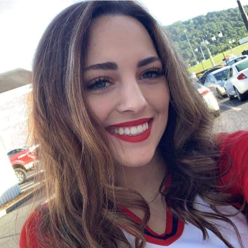 Does anyone have this webslut? Message me if have set or info on her