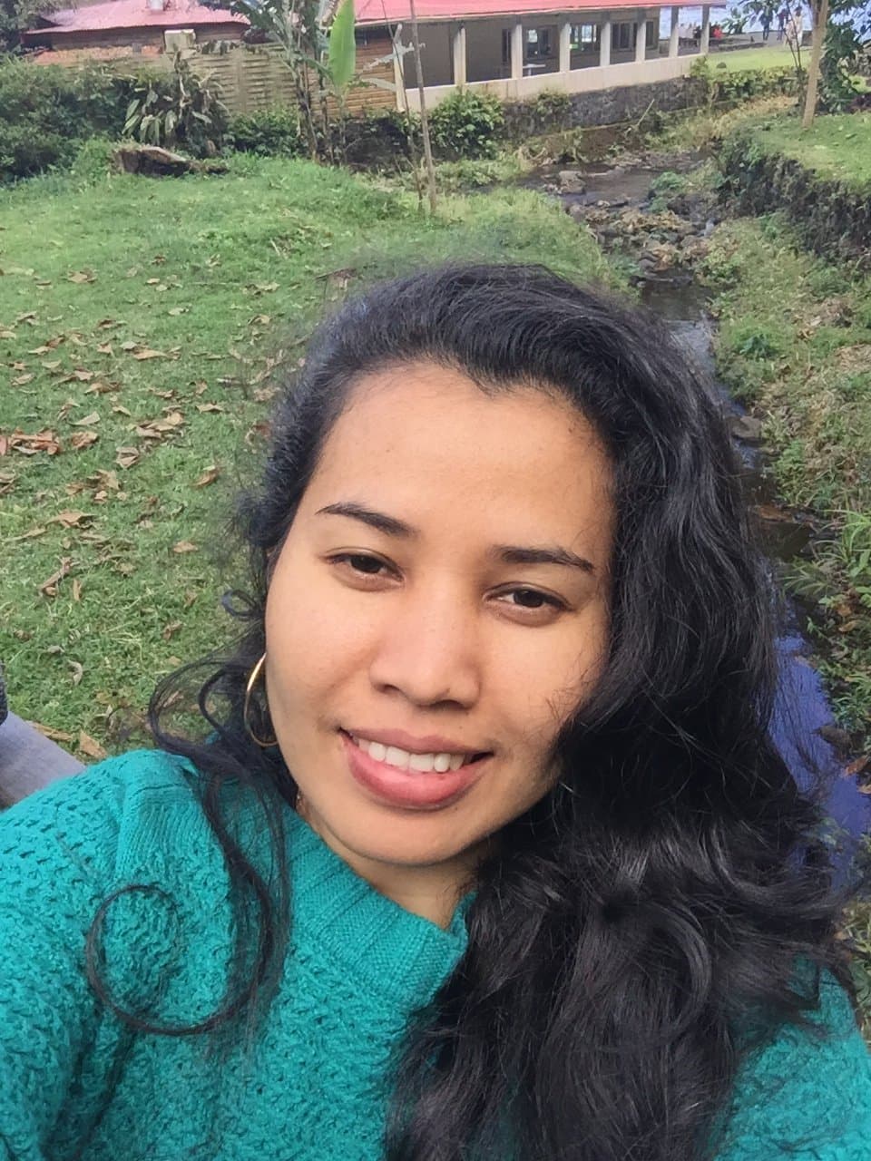 poor asian babe get showed by her her boyfriend