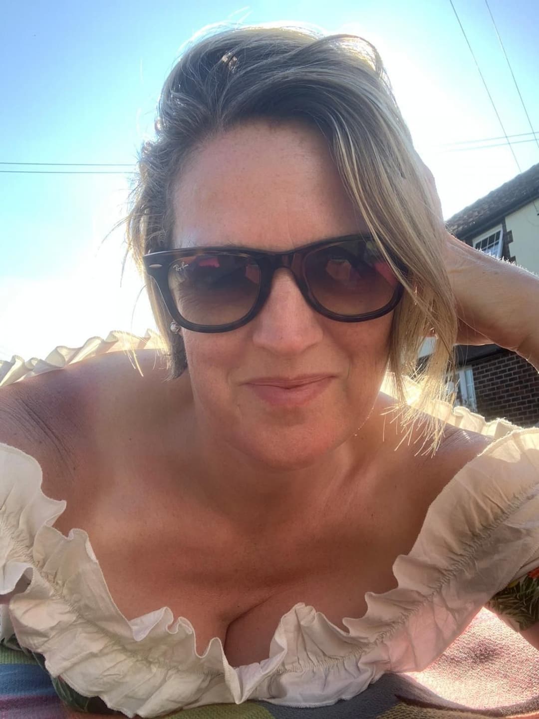 Secretary likes to pose for her boss