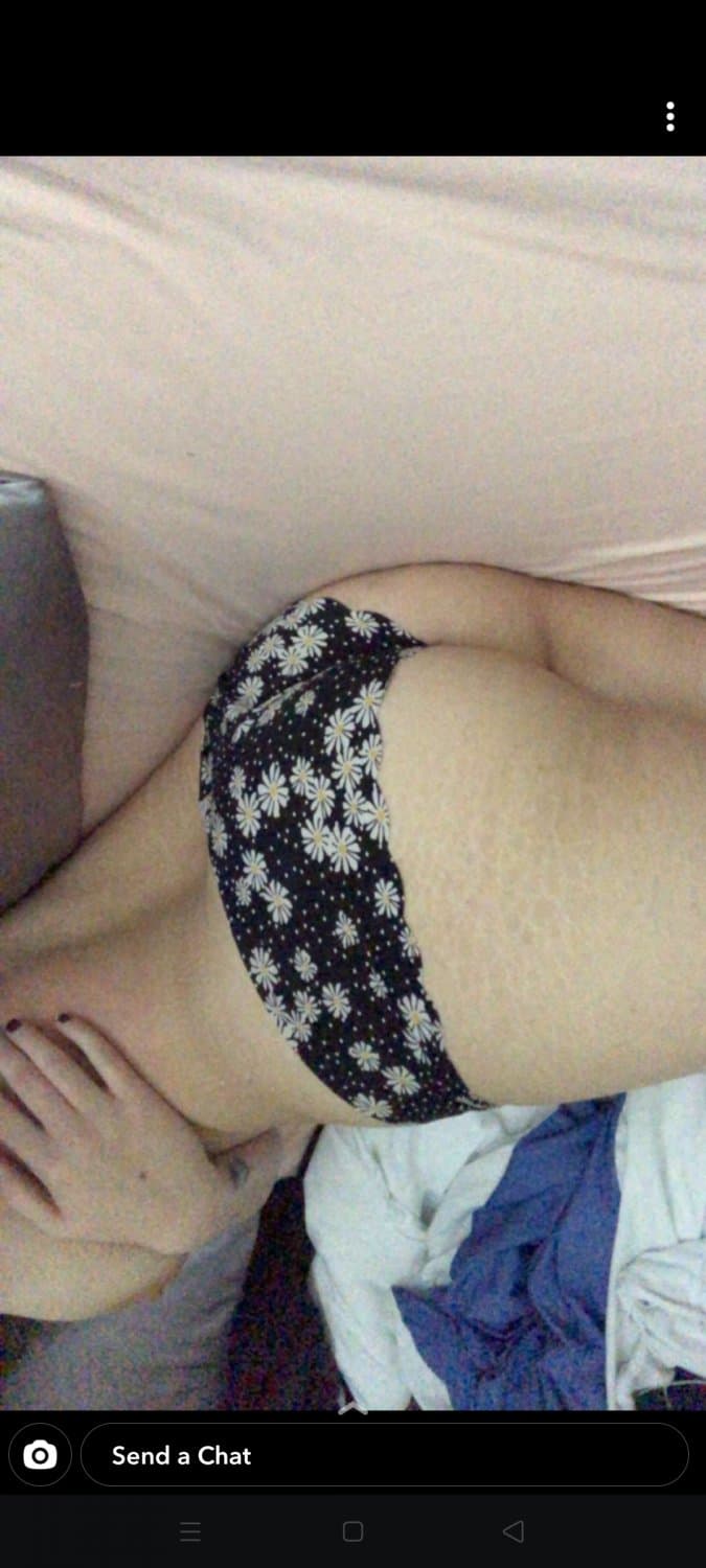 MORE LEAKED PICS(CHECK OTHER ALBUMS FOR NAKED PICS)