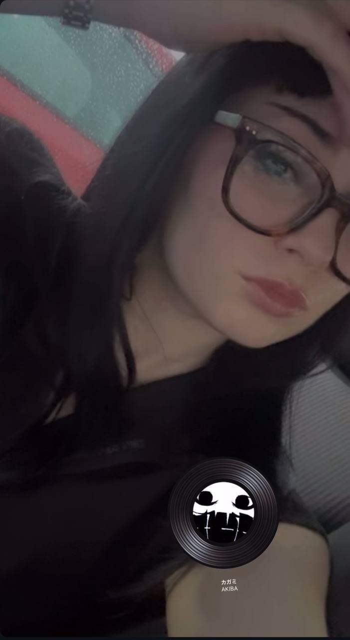 Alanis 23