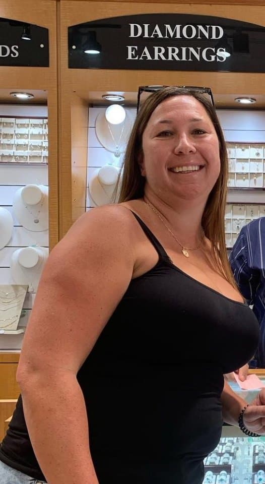 Coworker slut Amber Fulton