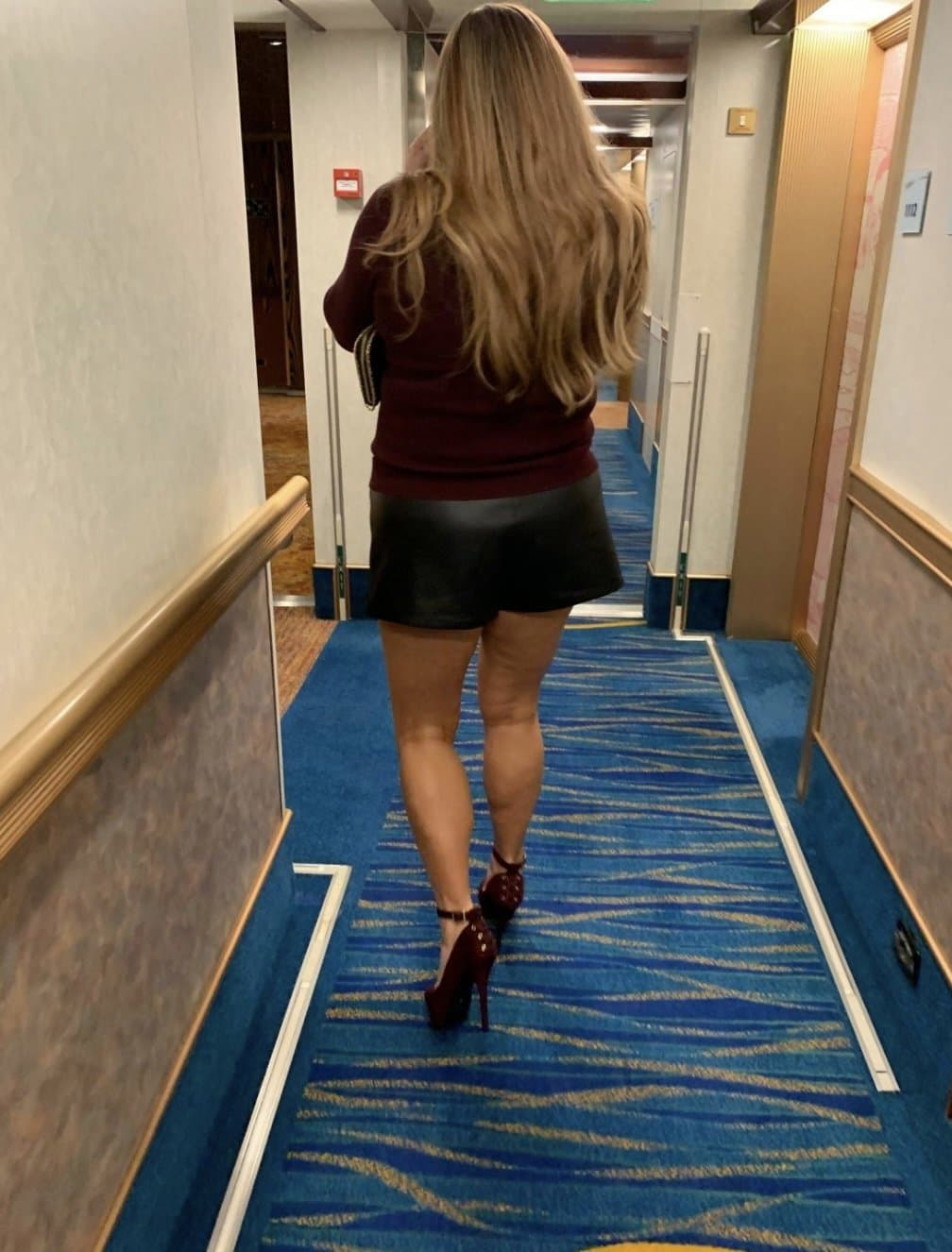 Divorced Morris Illinois gilf cheater Tracy REPOST HER EVERYWHERE!!!