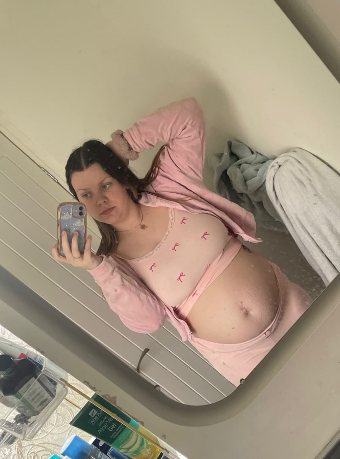 Please! cum on my belly ,Daddy