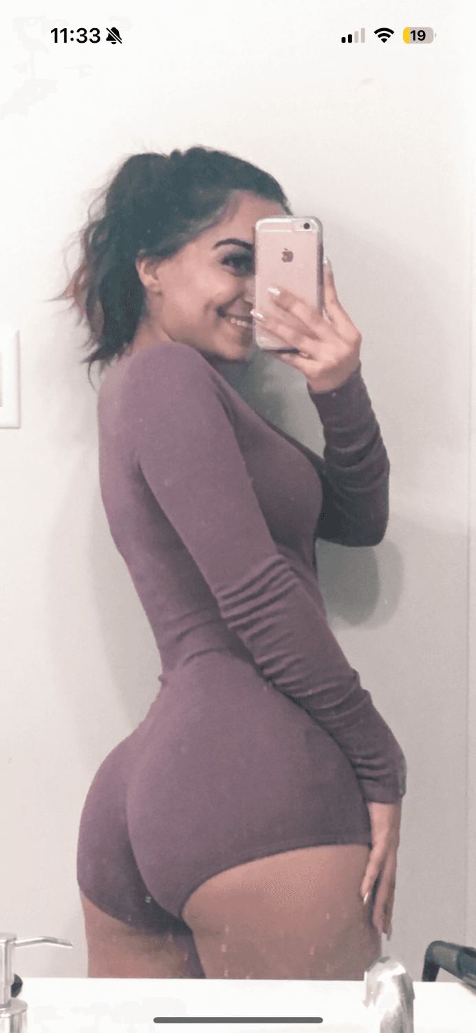 Slim thick Afghan goddess turned thick