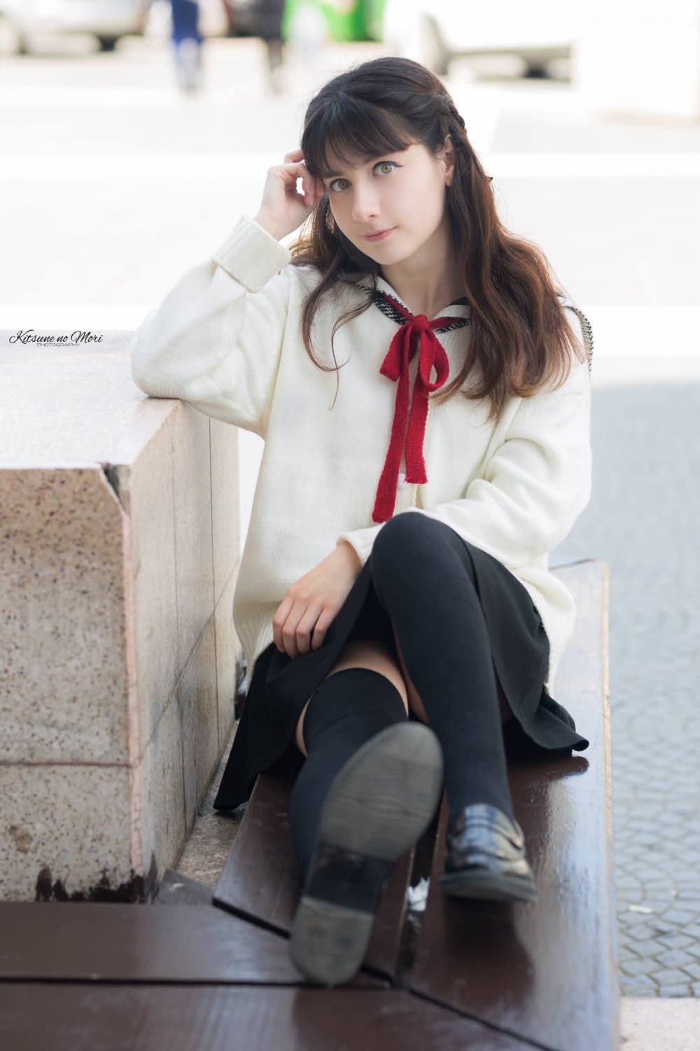 Beautiful Chilean girl with green eyes.