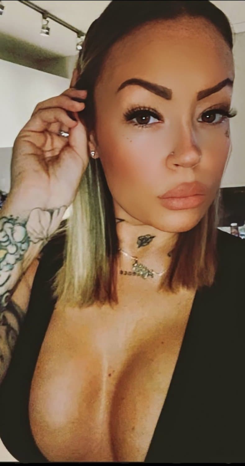 Enhanced Vancouver influencer Britt Britt tits for the boys ?