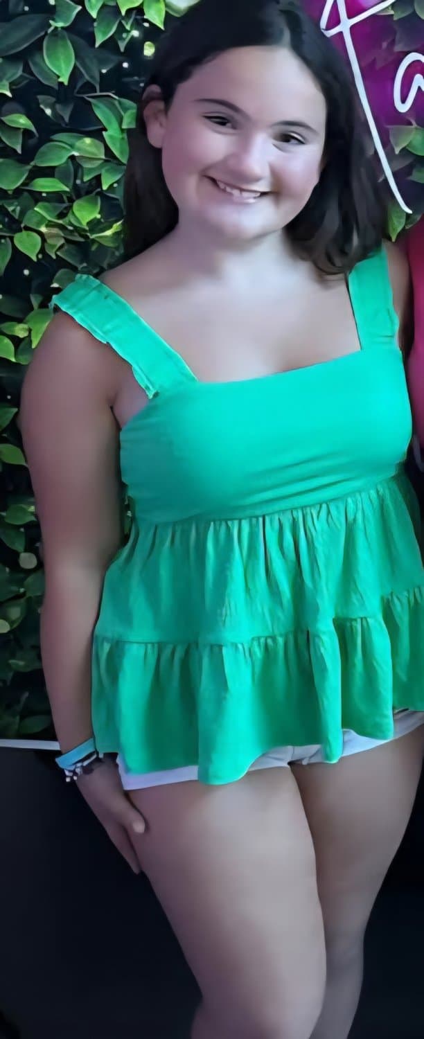 Click to view full size Cara/CARA/WHORE CARA!