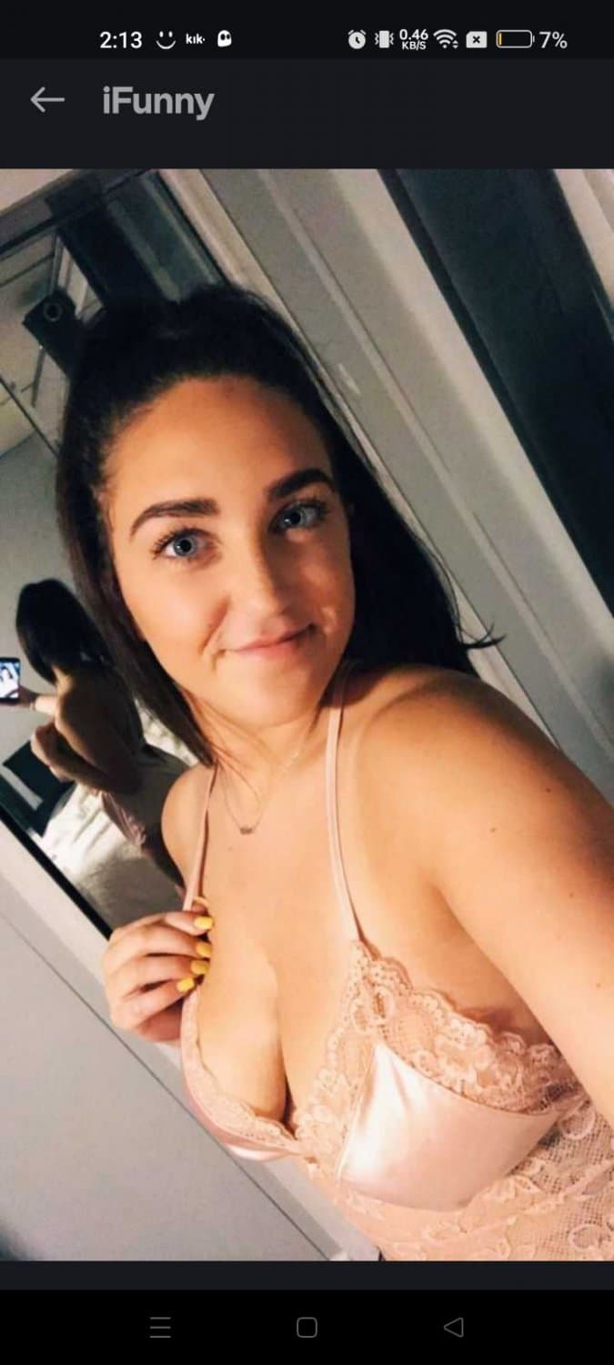 Comment on Lexi 30 and her fat tits. Kik in comment with my Kik for same treatment