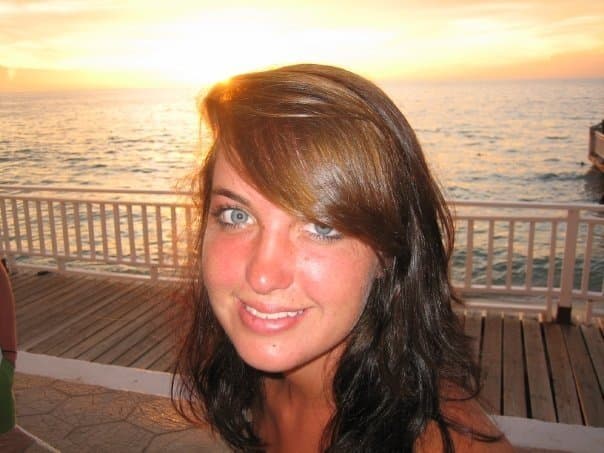 Click to view full size Emily and Victoria get topless and kiss each other on the G G W bus in their pre marriage years