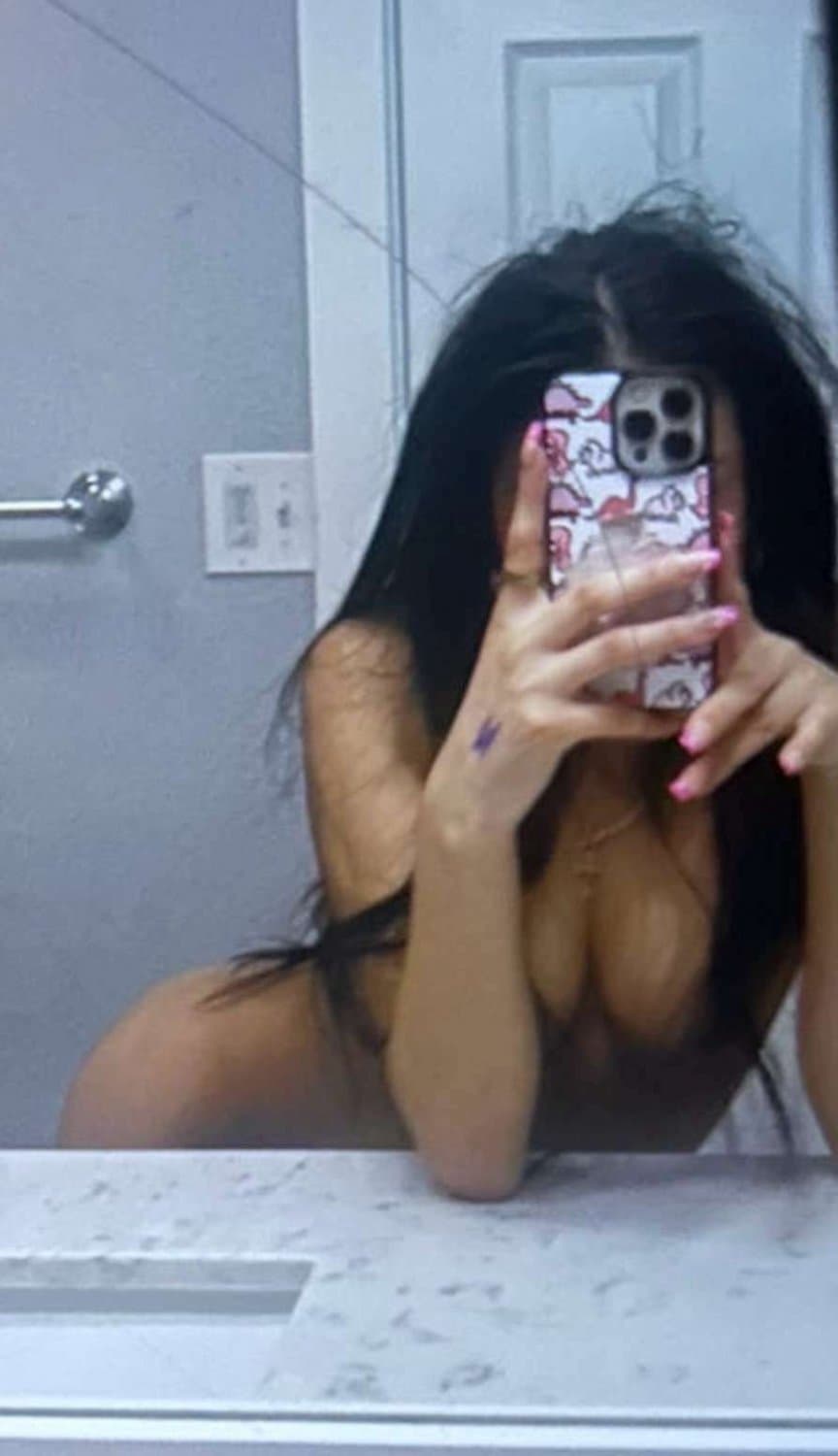 Latina teen Kimberly