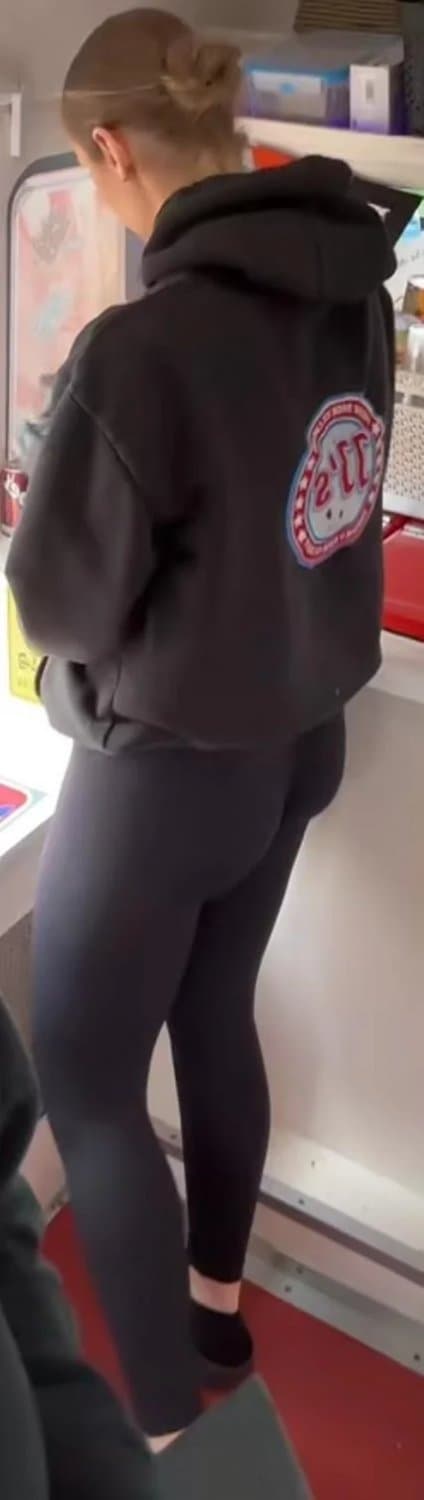 Click to view full size Live Stream