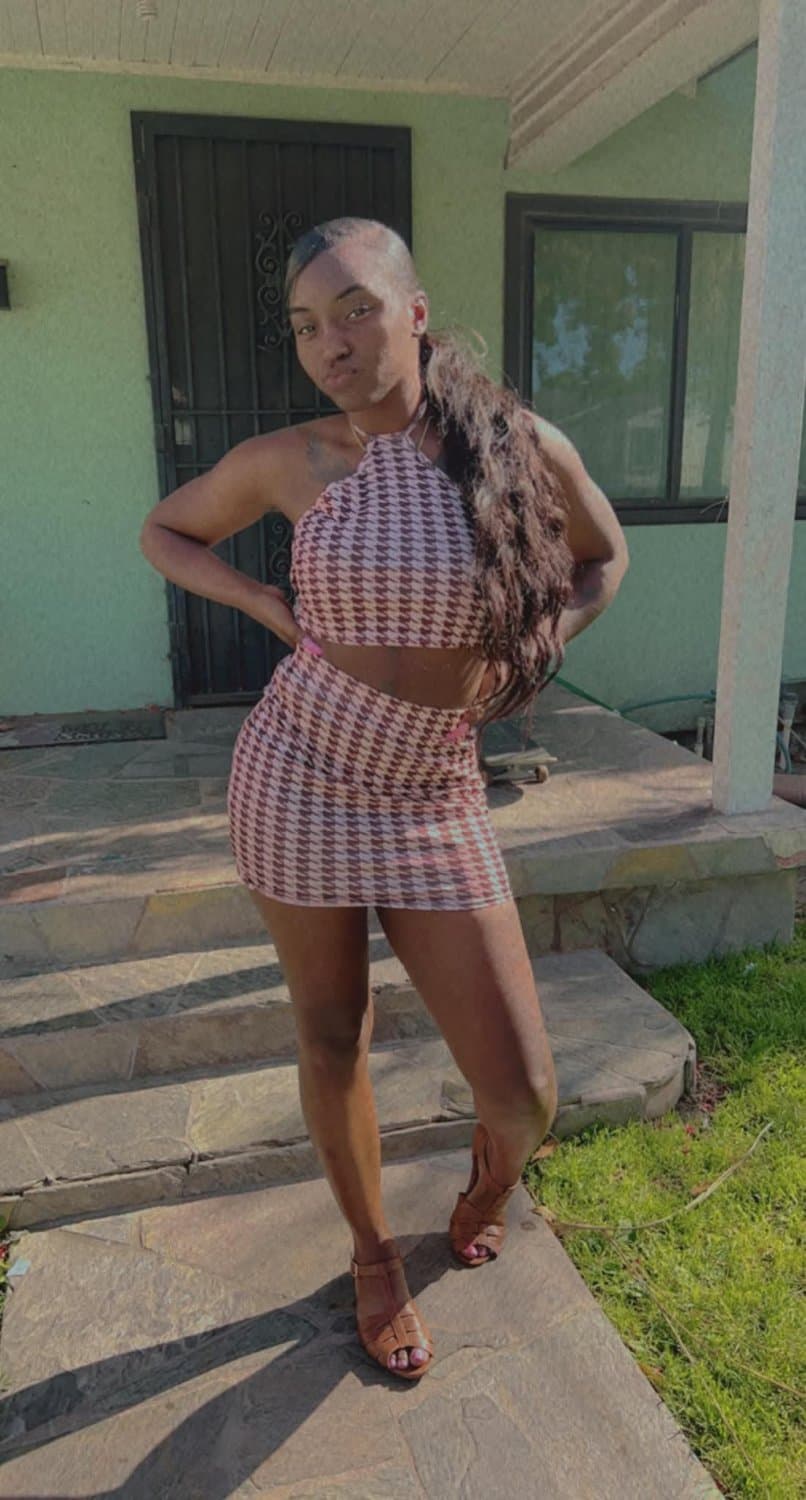 Cali Crip Bitch I Hit Raw First Night, She Spent Money, and Her BD Called Asking If She Was Pregnant