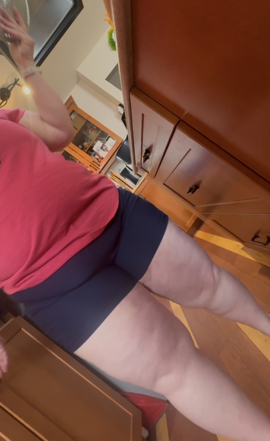Mom’s fupa??