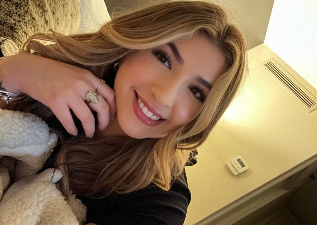 Pretty latinas deserve some tribs