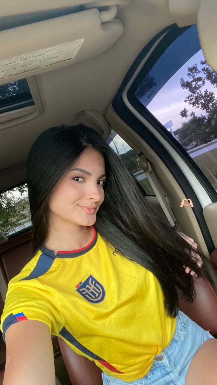 Ecuatorianas #6: Mell