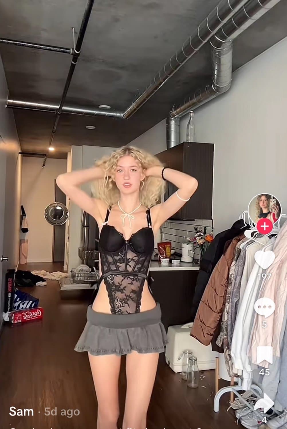 Sexy TikTok slut in lingerie