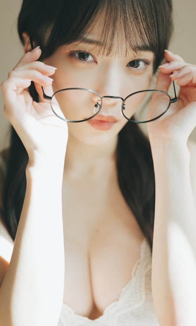 Miyu Kishi 岸みゆ Gravure