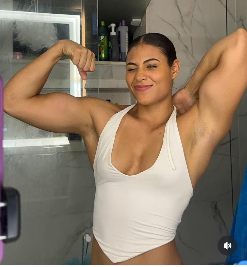 Pt.1 Fitness FBB influencer Lily Martinss. Pics only of this Brazilian goddess