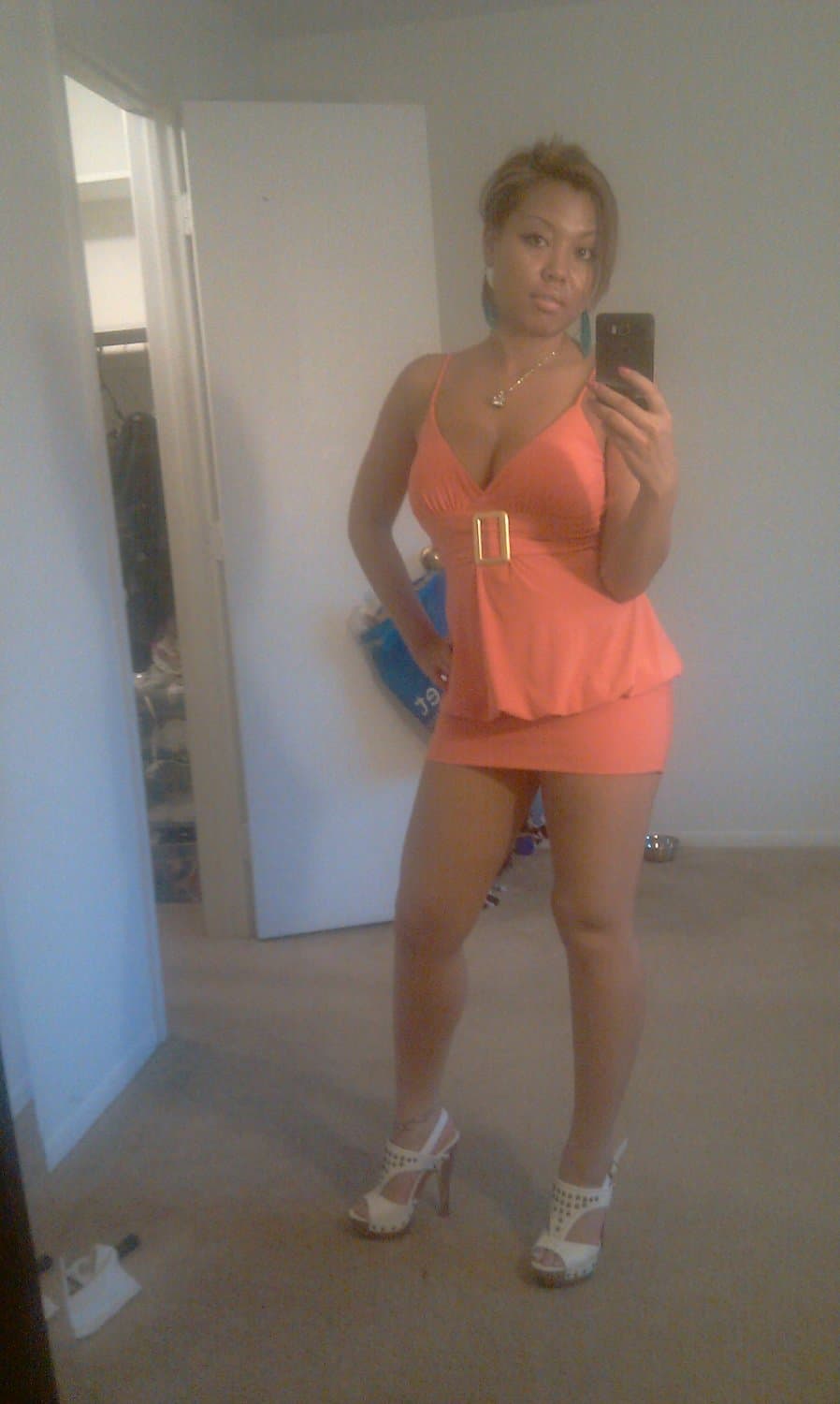 Make this Asian MILF slut EroMe famous. Download her photos and make your own post of this slut!