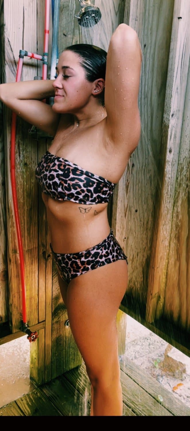 Bama hoe will let you throat fuck as hard as you want