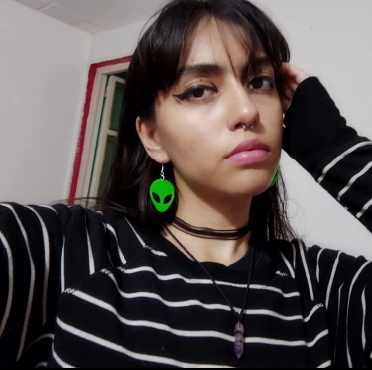 Gigi Porn - I undressed my friend Gigi from College with AI to see her delicious pussy