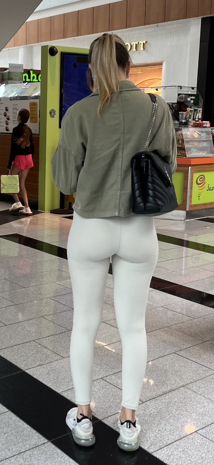 Milf Tight Ass Shopping