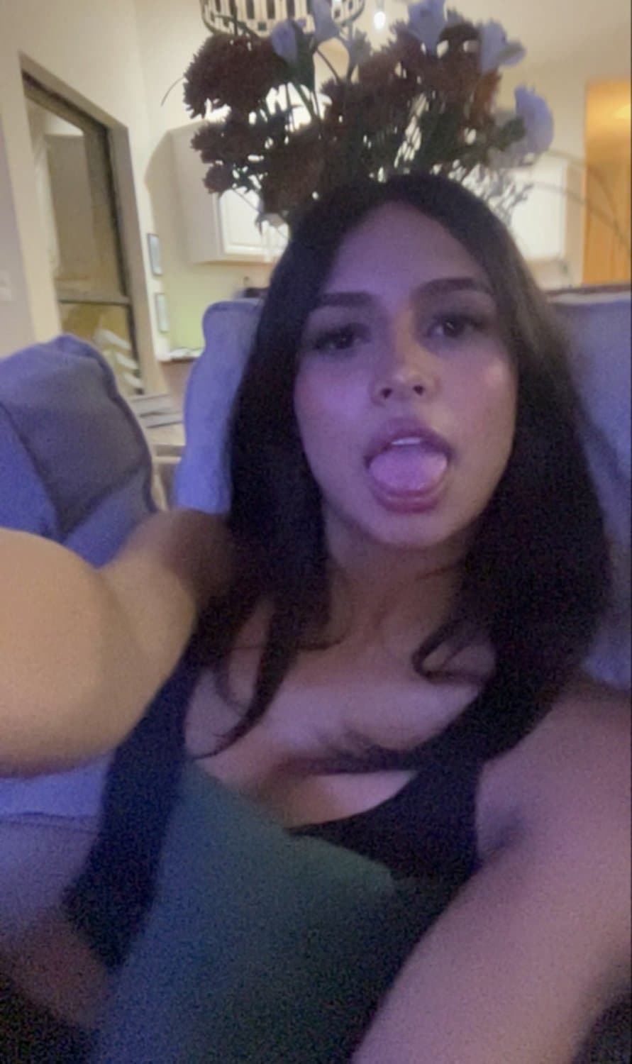 Hot petite Brazilian/white teen Tati nudes leaked on snap, message me for the nudes