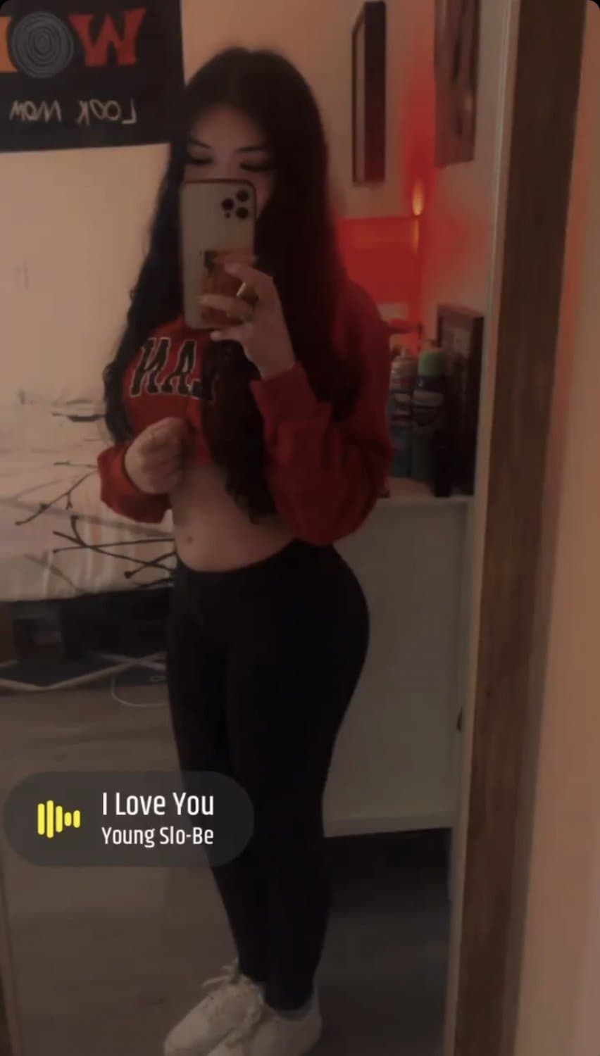 College sluts pale bare ass cheeks