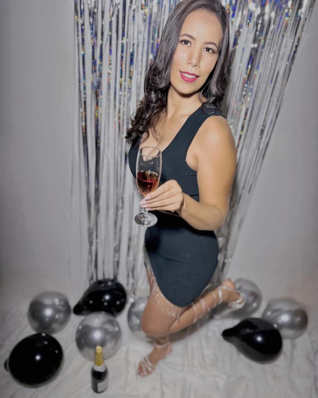 Mi Hermanastra paraguaya villera y ninfomana