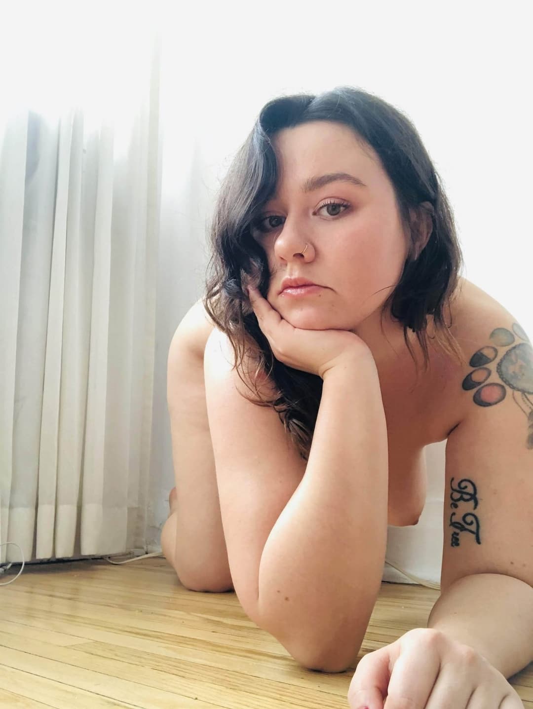 Hot Pawg Shows it all, and wants your throbbing cock