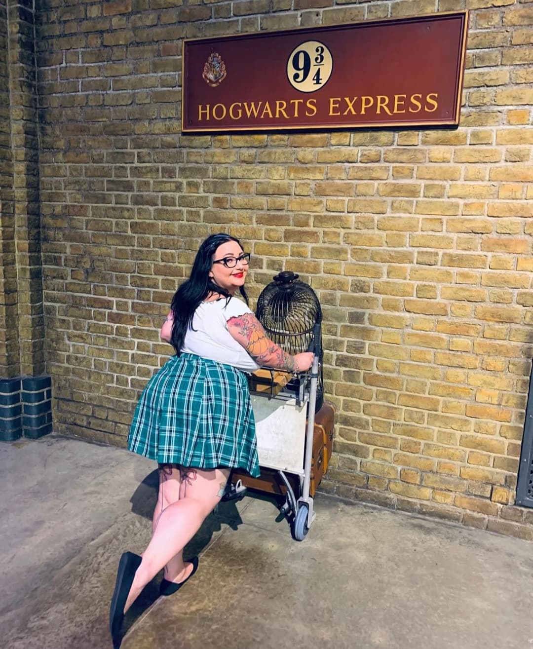 Big tits bbw goth slut